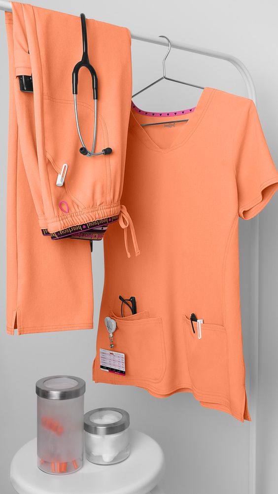 scrubs bác sĩ y tá đẹp