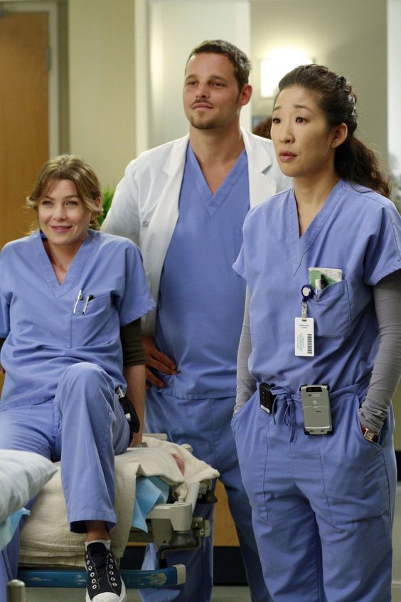 scrubs bác sĩ đẹp