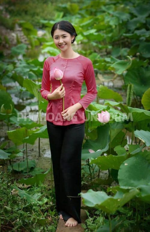 áo bà ba nhà hàng