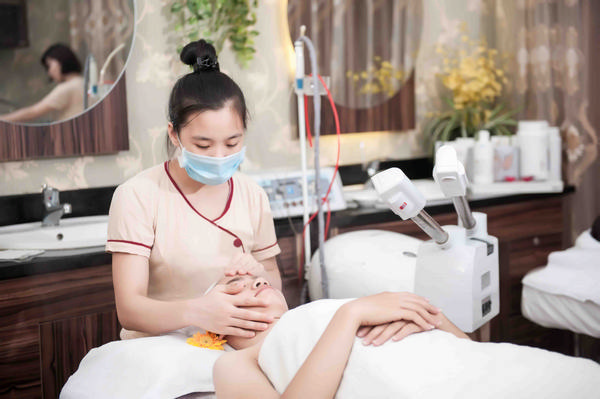đồng phục nhân viên spa đẹp