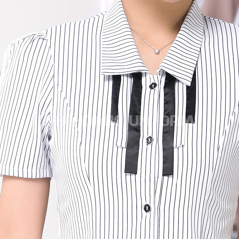 đồng phục phục vụ