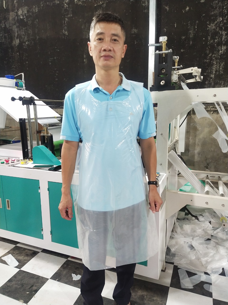Tạp dề nhựa LDPE dùng một lần