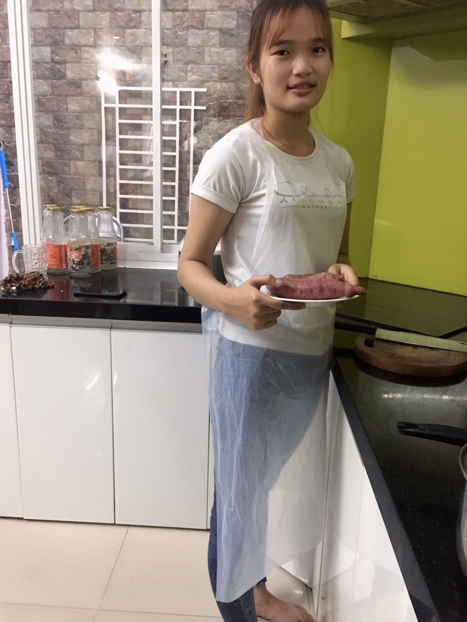 Tạp dề tiện dụng giá rẻ Tạp dề tiện dụng giá rẻ