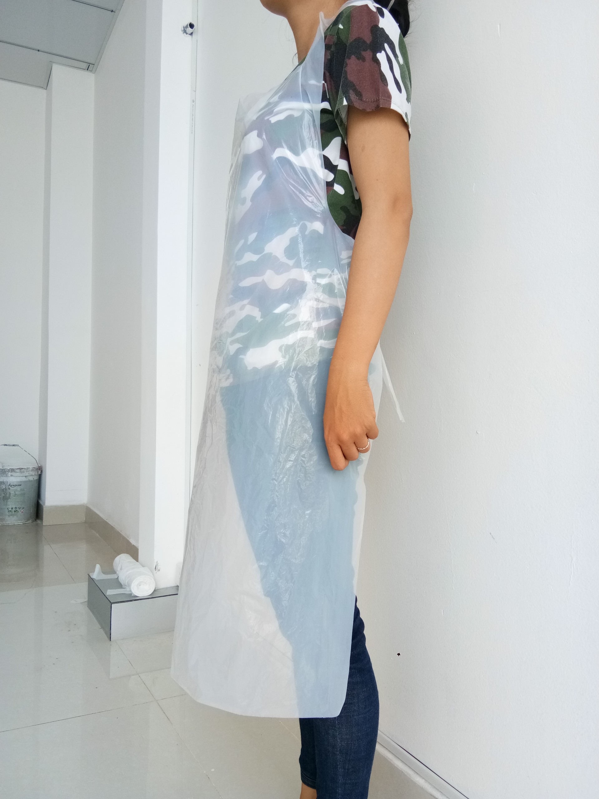 Tạp dề tiện lợi chống thấm