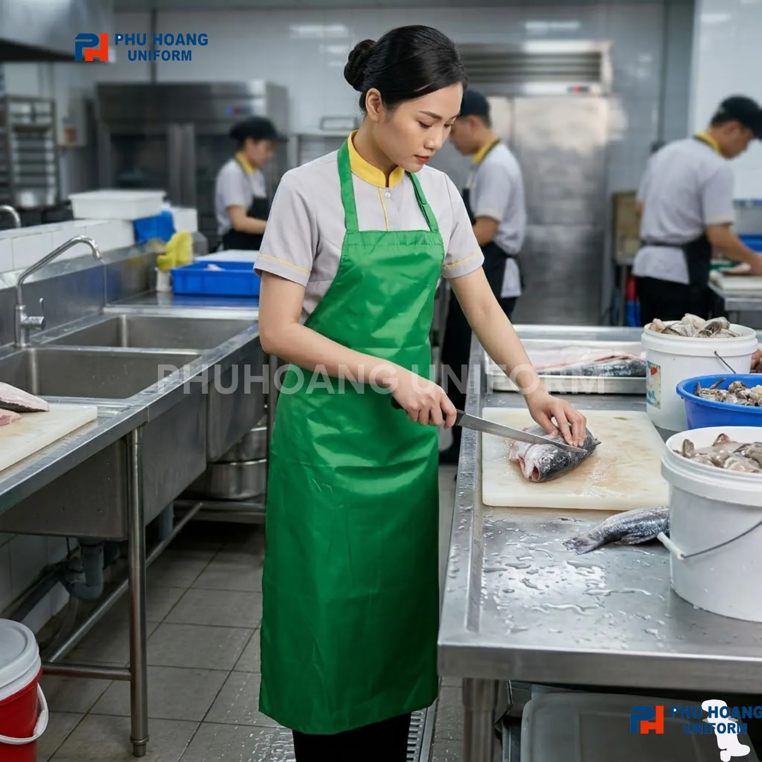 TẠP DỀ NILON CHỐNG THẤM NƯỚC MÀU XANH LÁ Tạp dề chống thấm nước