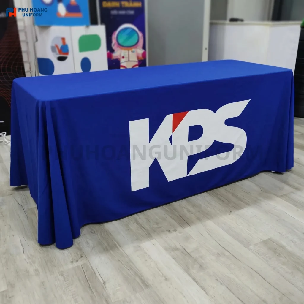 Khăn Trải Bàn In Logo – Bí Quyết Chọn Mẫu Chuẩn 2026