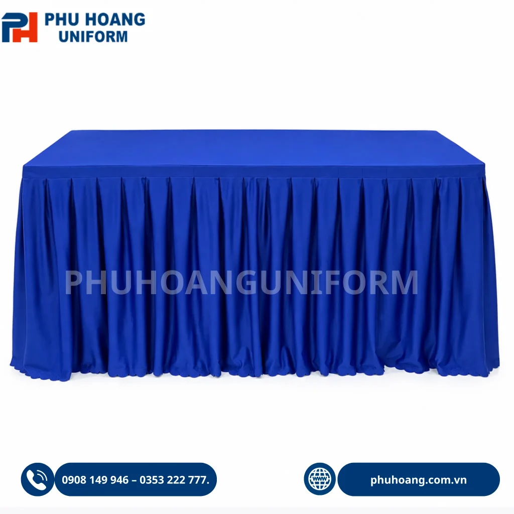 Bán váy quây bàn đẹp, giá tốt Bàn váy quây màu xanh dương trang trí tiệc cưới, hội nghị và sự kiện. Nhận may, cho thuê bàn váy quây theo kích thước và yêu cầu.