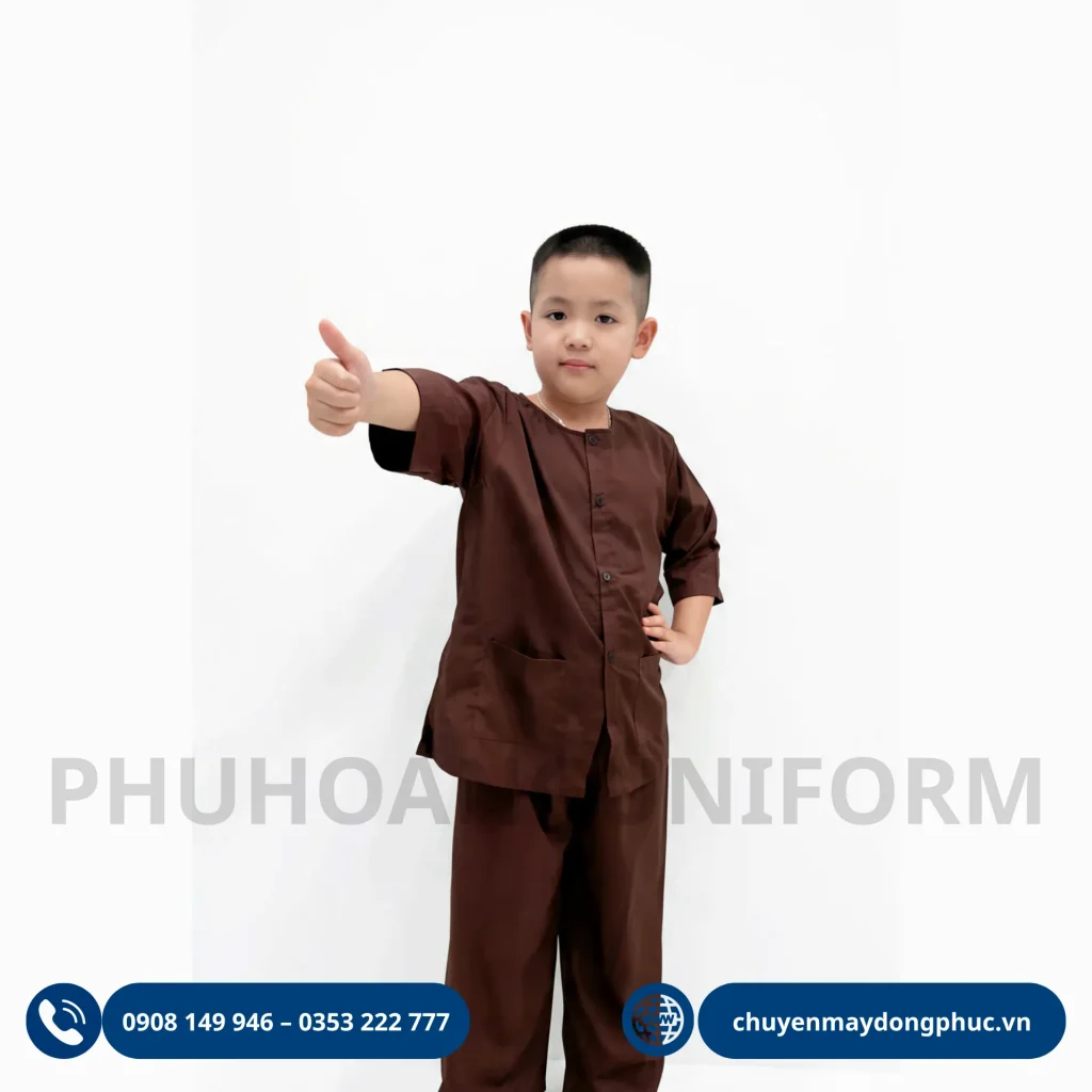 Cho thuê và nhận đặt may áo bà ba trẻ em màu nâu truyền thống, chất liệu thoải mái, phù hợp biểu diễn văn nghệ, lễ hội, chụp ảnh và các sự kiện văn hóa Nam Bộ.