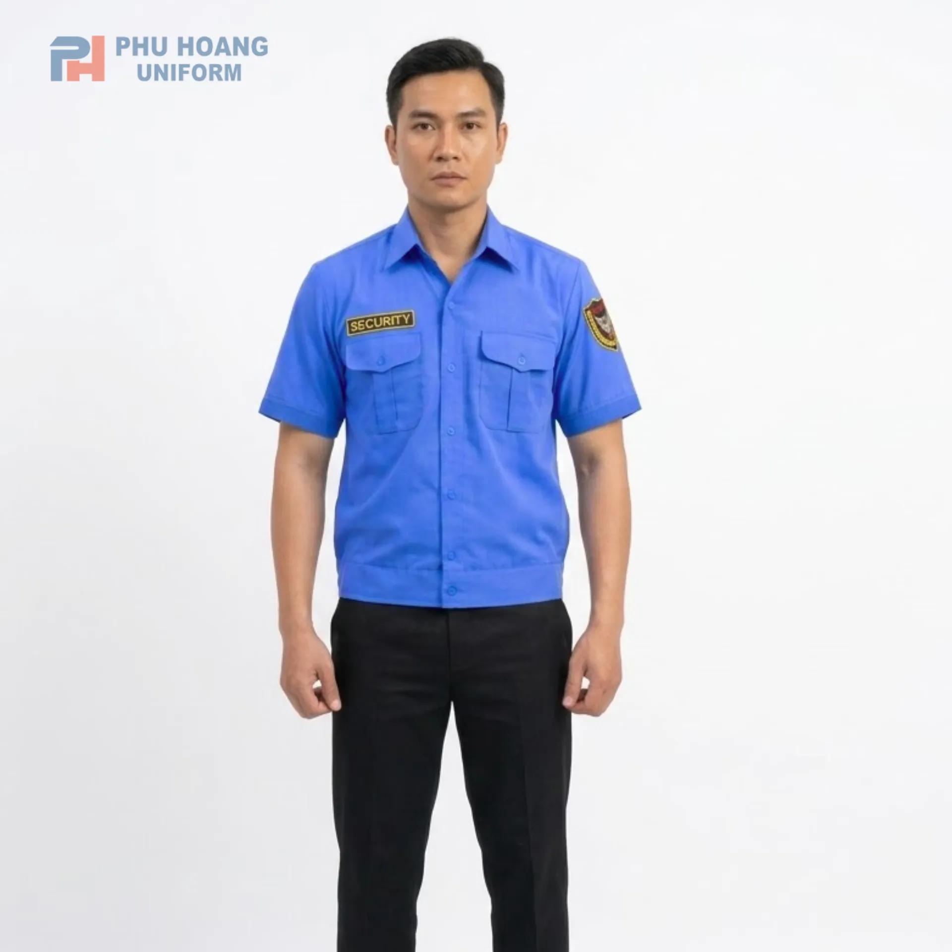 ao-bao-ve-tay-ngan-bo-gau 11 Áo bảo vệ tay ngắn bo gấu màu xanh, kiểu dáng gọn nhẹ với hai túi ngực tiện dụng, dễ phối cùng quần đồng phục bảo vệ.