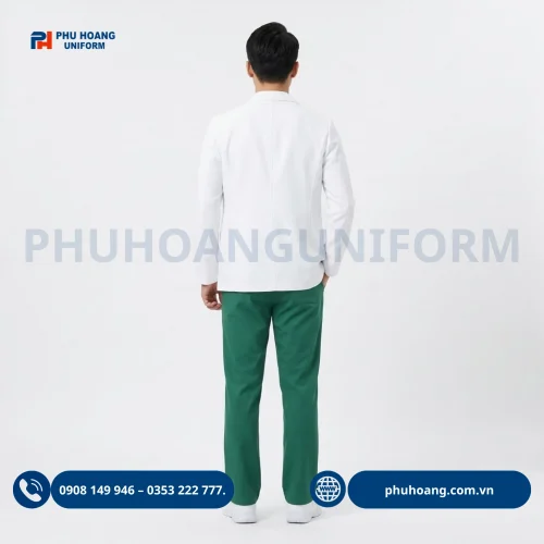 Áo blouse bác sĩ kiểu vest nam nữ màu trắng cao cấp, chuẩn form y tế từ xưởng may Phú Hoàng Uniform.