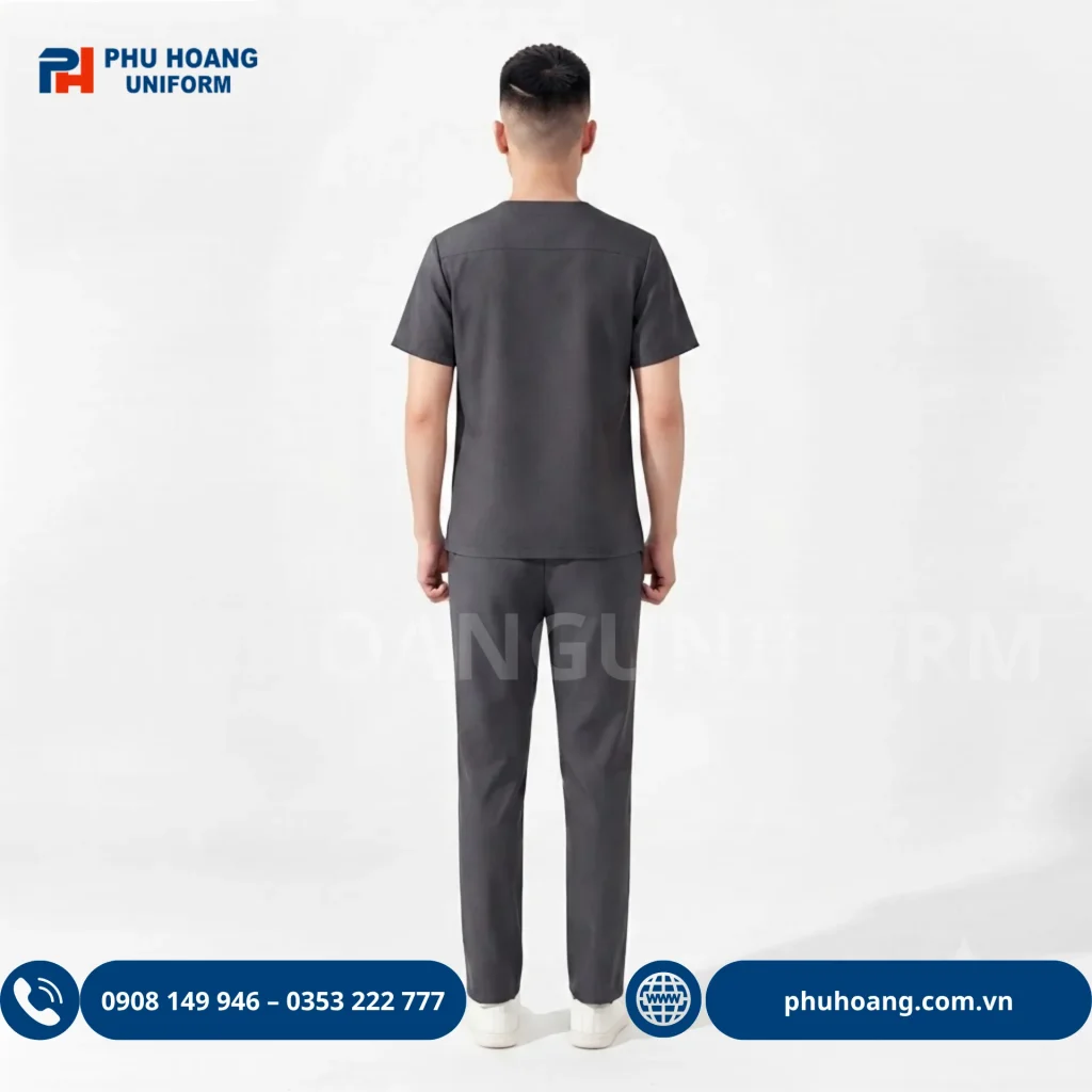 Bộ đồng phục scrubs ghi từ Phú Hoàng Uniform. Đồng phục scrubs ghi cao cấp cho spa và clinic, chất liệu vải cotton lạnh, áo cổ tim và quần lưng cạp chun tiện dụng của Phú Hoàng Uniform.